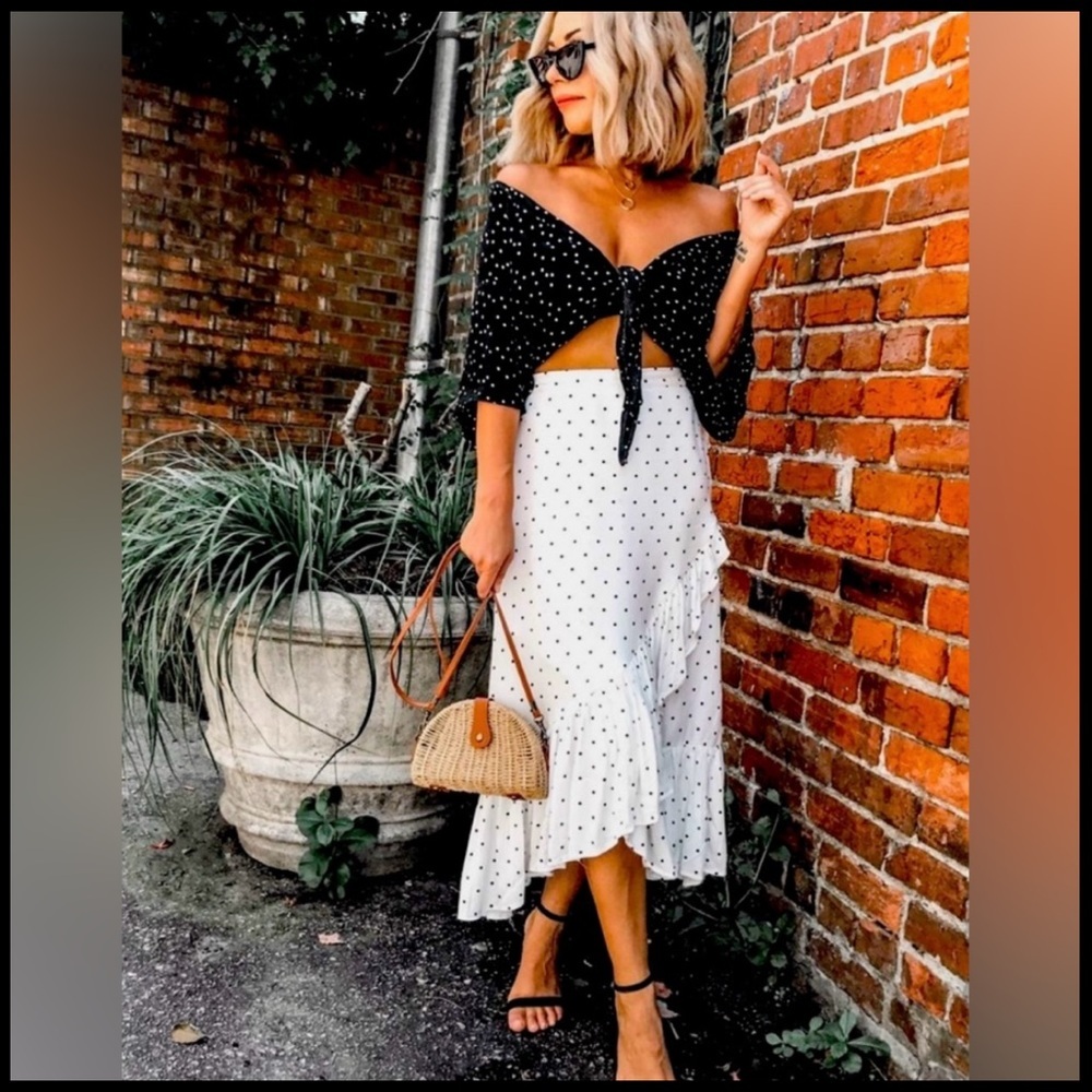 🄷&🄼 Polka Dot Ruffle Skirt size 8